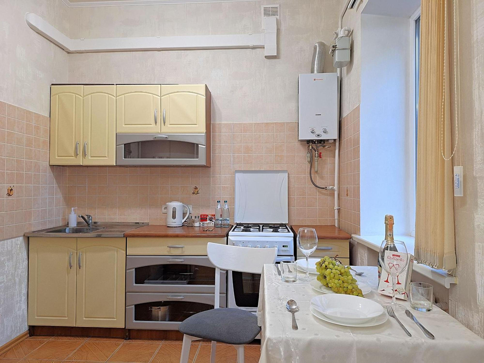 Однокімна Квартира Біля Каштанової Алеї У Центрі Полтави Мережа Alexapartments Документи Для Відряджень Безконтатне Заселення 24-7 波尔塔瓦 外观 照片